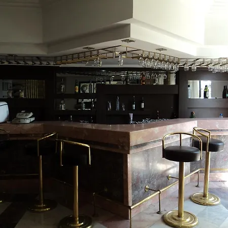 Izethan Hotel 3*